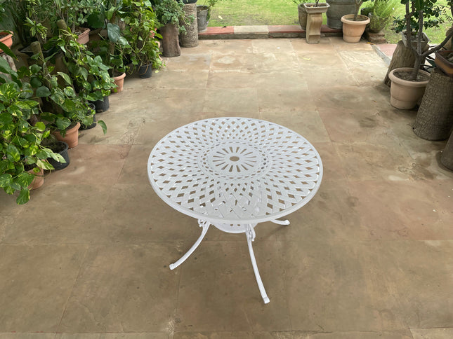 Imperial Series Round Table – White Color / Glossy Finish